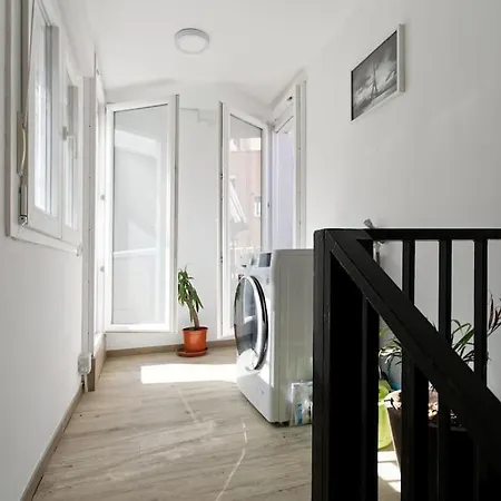 Fantastic House With Jacuzzi Holiday home Barcelona