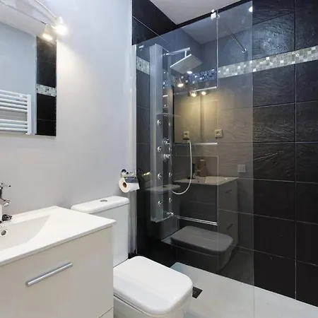 Fantastic House With Jacuzzi Holiday home Barcelona